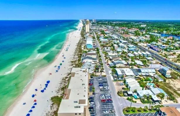 Gulfgate 304 *